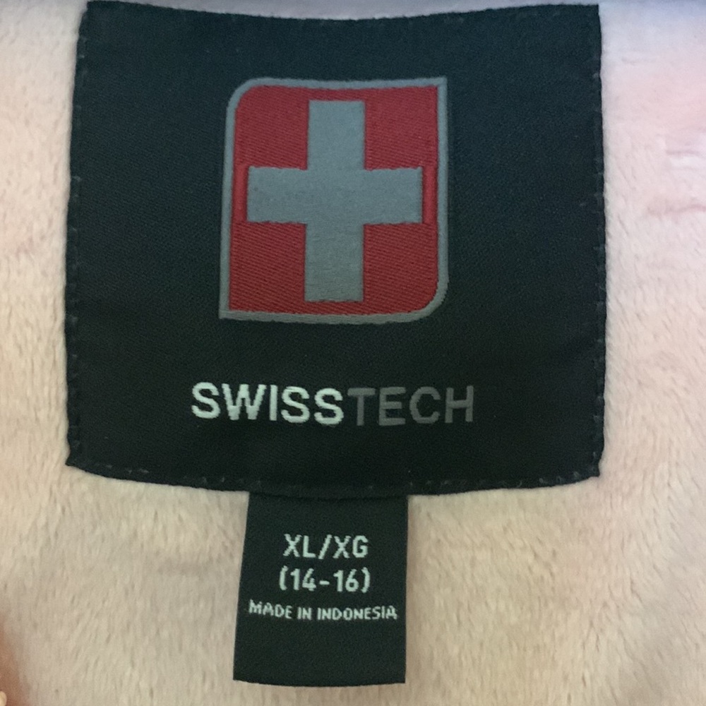 SWISSTECH puffer jacket - Picture 2 of 3